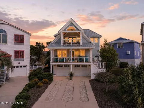 114 Leeward Ct, Kure Beach, NC 28449