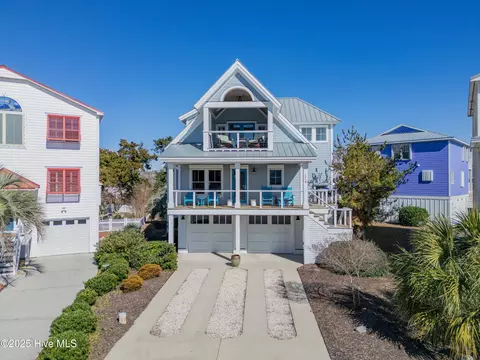 114 Leeward Ct, Kure Beach, NC 28449