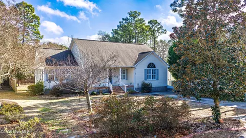 1960 Pinehurst Rd, Southport, NC 28461