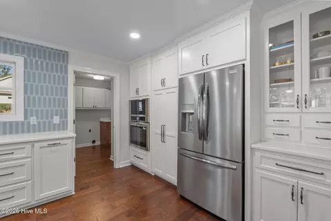 Kitchen - 34 Abington Dr, Pinehurst, NC 28374 photo 7 of 7