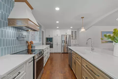 Kitchen - 34 Abington Dr, Pinehurst, NC 28374 photo 2 of 7