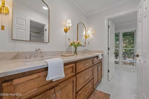 Bath - 34 Abington Dr, Pinehurst, NC 28374 photo 1 of 4