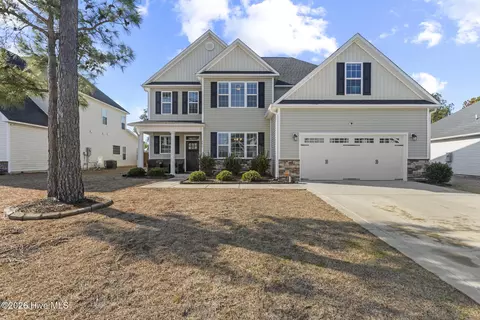 403 Anchor Hitch Ct, Sneads Ferry, NC 28460