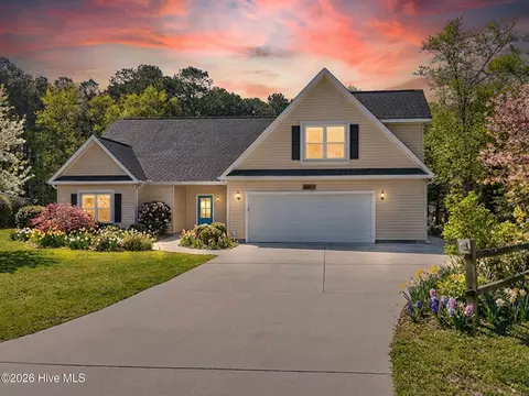 5360 Glennfield Cir SE, Southport, NC 28461
