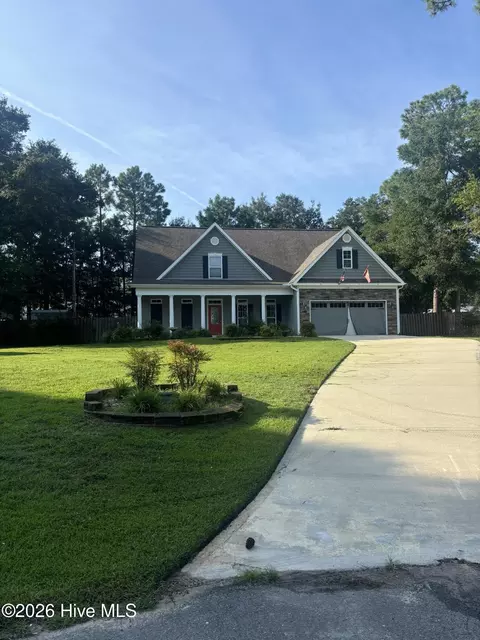 125 Chadwick Ct, Sneads Ferry, NC 28460