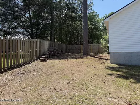 Exterior - 357 N Highway 172, Hubert, NC 28539 photo 5 of 6