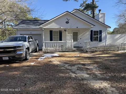 357 N Highway 172, Hubert, NC 28539