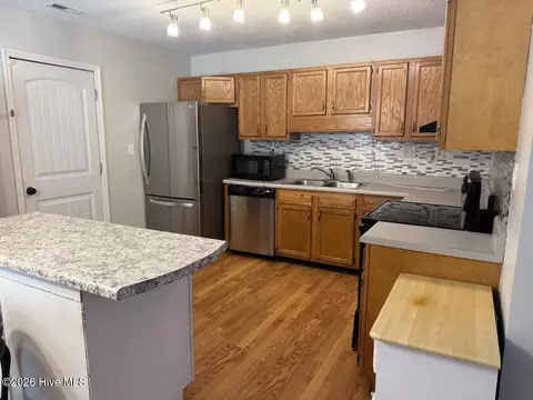 Kitchen - 357 N Highway 172, Hubert, NC 28539 photo 1 of 1