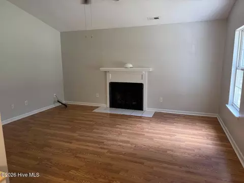 Living - 357 N Highway 172, Hubert, NC 28539 photo 1 of 1