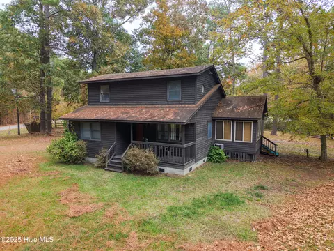 243 Pirate Cove Way, Hertford, NC 27944