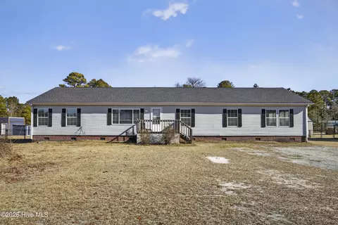 620 Cory Ln NE, Leland, NC 28451