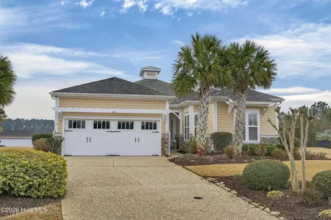 8290 Cabana Ct NE, Leland, NC 28451