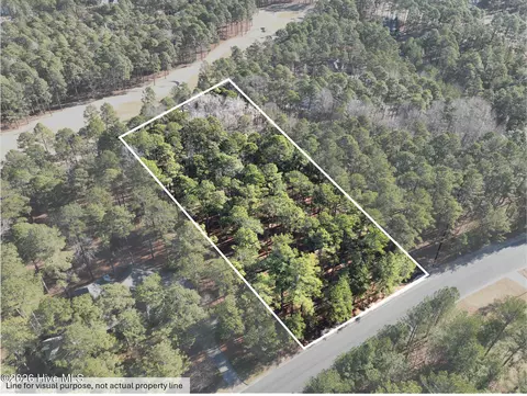 214 Meyer Farm Dr, Pinehurst, NC 28374