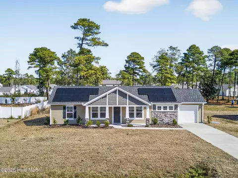 891 Golf View Rd, Southport, NC 28461