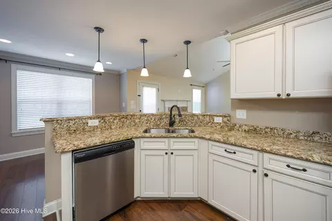 Kitchen - 111 New Pine Ln, Clinton, NC 28328 photo 3 of 4