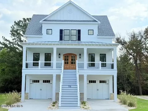 116 Hardwick Ln, Newport, NC 28570
