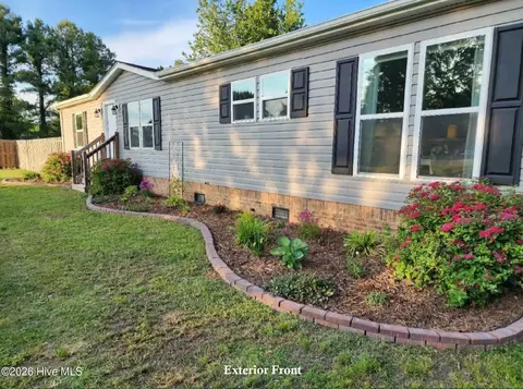 101 Red Wood St, Moyock, NC 27958