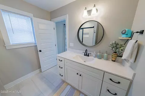 500 W Eden St, Kill Devil Hills, NC 27948 photo 13