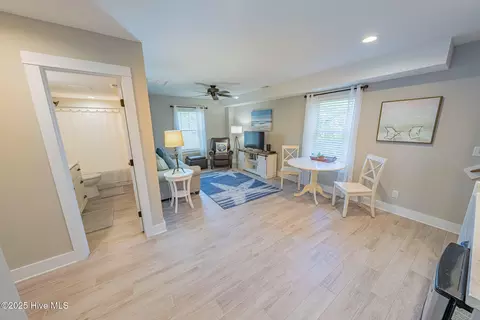 500 W Eden St, Kill Devil Hills, NC 27948 photo 20