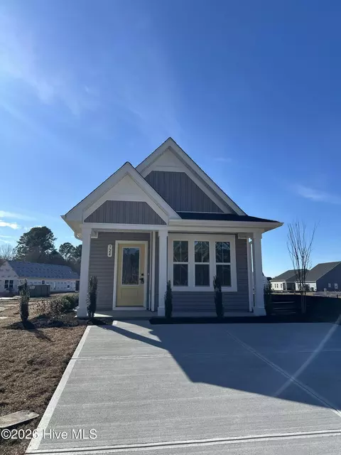 724 Savinwood Trl NE, Bolivia, NC 28422