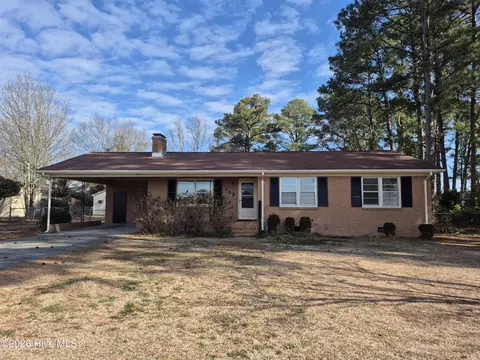 103 Woodside Dr, Goldsboro, NC 27534
