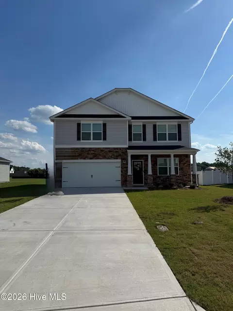 1222 Queensland Ln, Ayden, NC 28513