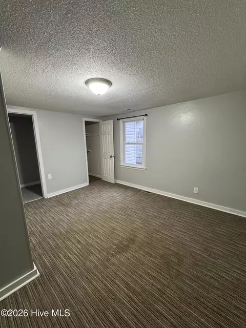 904 E Pope St, Dunn, NC 28334 photo 2