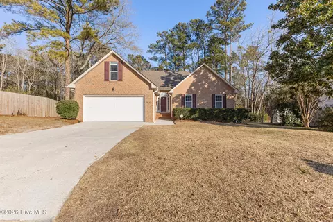 5624 E Whisper Creek Ln, Wilmington, NC 28409