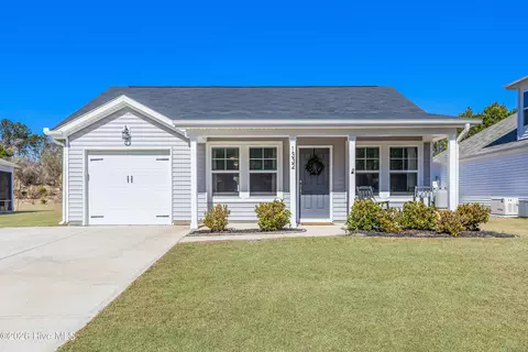 1332 Cadbury Castle Dr SE, Bolivia, NC 28422