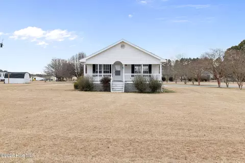 150 Fitzgerald Rd, Selma, NC 27576