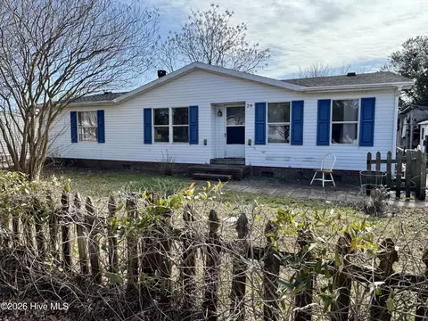 6140 Carolina Beach Rd #TRLR 28, Wilmington, NC 28412