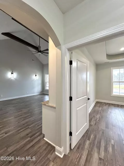 Entry Way - 1269 Deep Bottom Rd, Wallace, NC 28466 photo 4 of 6