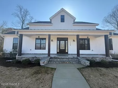 1269 Deep Bottom Rd, Wallace, NC 28466