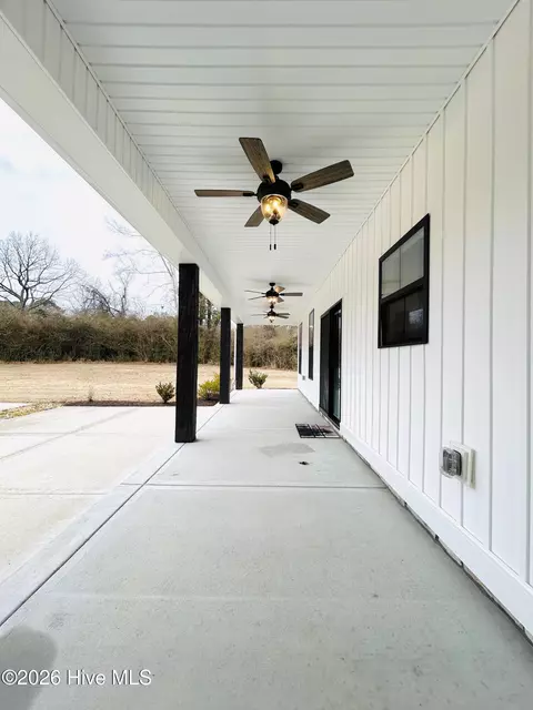 Exterior - 1269 Deep Bottom Rd, Wallace, NC 28466 photo 7 of 22
