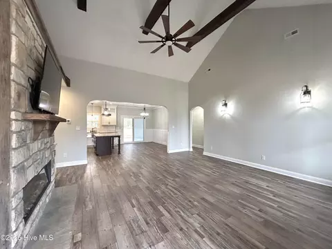 Living - 1269 Deep Bottom Rd, Wallace, NC 28466 photo 7 of 7