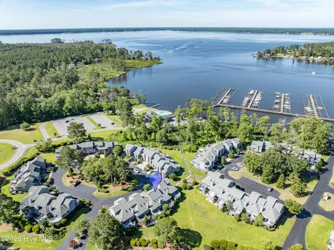 122 Forecastle Ct, Washington, NC 27889