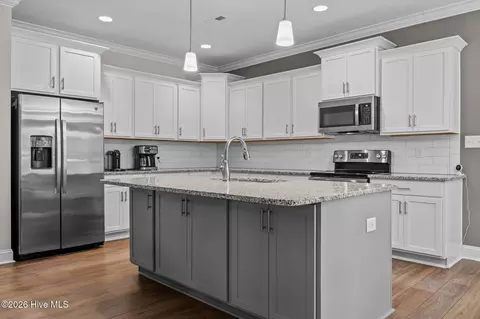 Kitchen - 40 Saint Andrews Dr, Pinehurst, NC 28374 photo 1 of 3