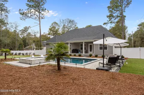 Exterior - 40 Saint Andrews Dr, Pinehurst, NC 28374 photo 5 of 10