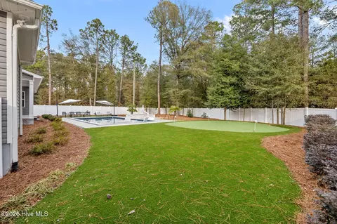 Exterior - 40 Saint Andrews Dr, Pinehurst, NC 28374 photo 8 of 10