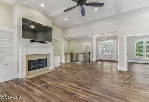 Living - 30 Prestwick Ct, Pinehurst, NC 28374 photo 4 of 7