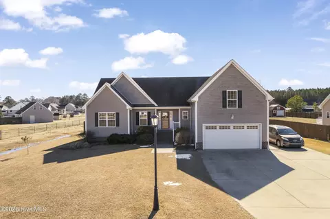 111 Tideland Dr, Elizabeth City, NC 27909