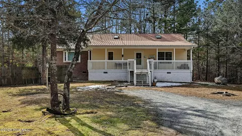 260 Lick Creek Dr, Carthage, NC 28327