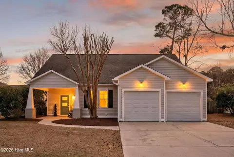 4320 Pine Hollow Dr, Wilmington, NC 28412