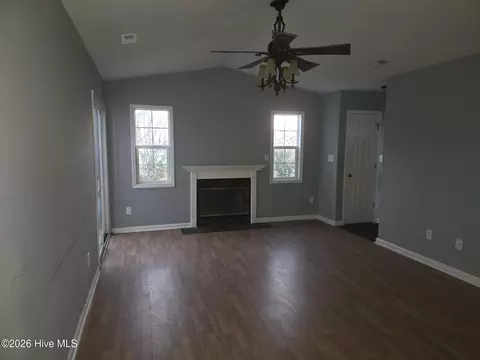 Living - 442 Dion Dr, Hubert, NC 28539 photo 2 of 2