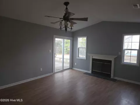 Living - 442 Dion Dr, Hubert, NC 28539 photo 1 of 2