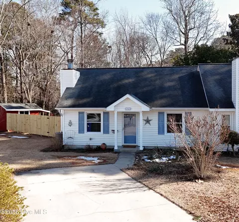 2112 Tiffany Dr, Greenville, NC 27858