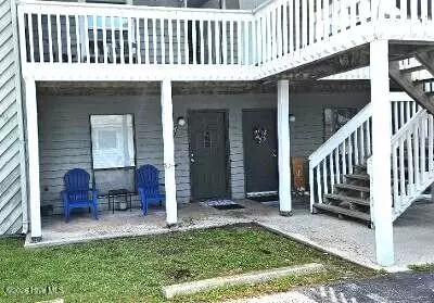 3309 Bridges St, Morehead City, NC 28557