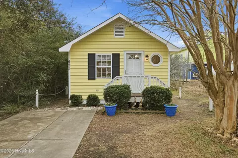 525 Fourth Ave S, Kure Beach, NC 28449