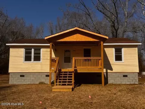 6701 Murrayville Rd, Wilmington, NC 28411