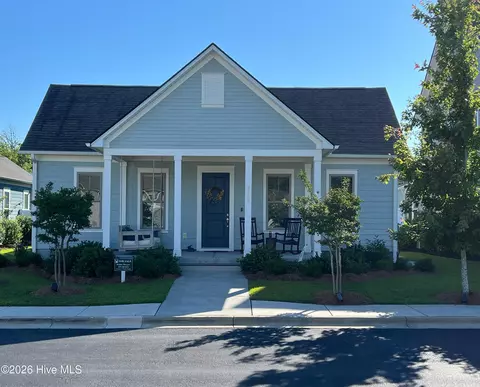 9132 Village Lake Dr SW, Calabash, NC 28467